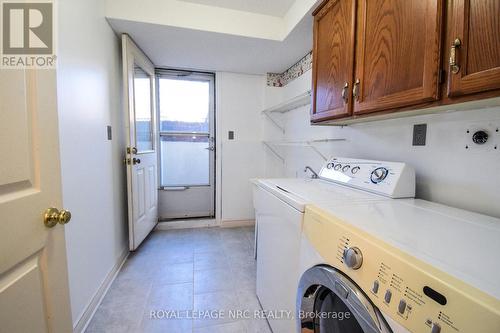 9 Bahama Bay, St. Catharines (441 - Bunting/Linwell), ON - Indoor Photo Showing Laundry Room