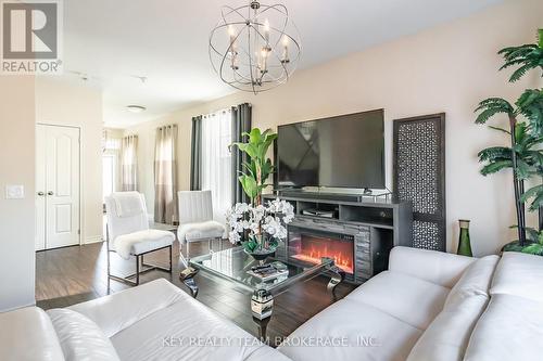 8625 Jennifer Crescent, Niagara Falls (219 - Forestview), ON - Indoor Photo Showing Living Room With Fireplace