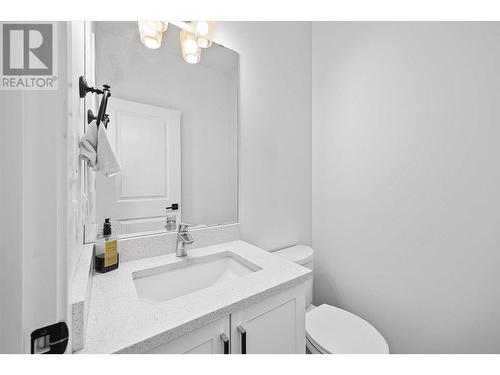 12075 Oceola Road Unit# 34, Lake Country, BC - Indoor Photo Showing Bathroom