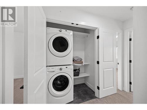 12075 Oceola Road Unit# 34, Lake Country, BC - Indoor Photo Showing Laundry Room