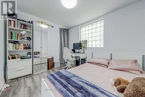 709 - 750 Bay Street, Toronto, ON - Indoor Photo Showing Bedroom