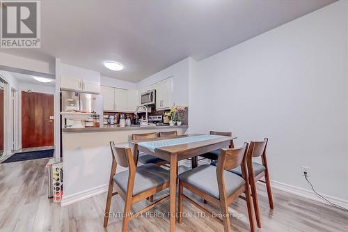 709 - 750 Bay Street, Toronto, ON - Indoor Photo Showing Dining Room