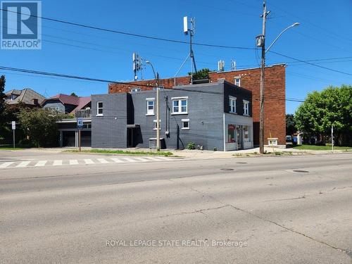 1548 King Street E, Hamilton, ON 