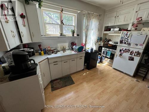 403 Mackay Street, Pembroke, ON - Indoor Photo Showing Kitchen