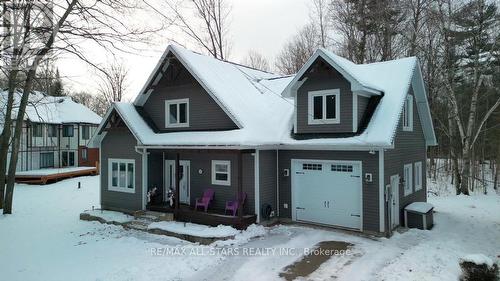 316 1/2 Riverside Drive, Kawartha Lakes (Bobcaygeon), ON - Outdoor With Facade