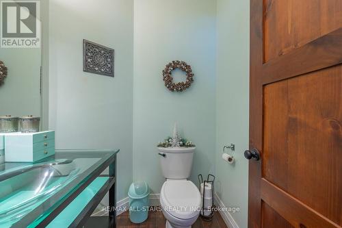 316 1/2 Riverside Drive, Kawartha Lakes (Bobcaygeon), ON - Indoor Photo Showing Bathroom