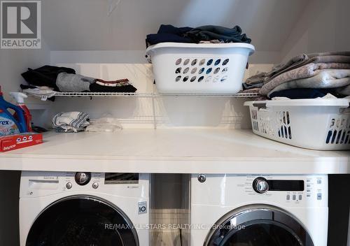 316 1/2 Riverside Drive, Kawartha Lakes (Bobcaygeon), ON - Indoor Photo Showing Laundry Room