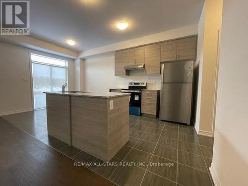 16 Hillcroft Way, Kawartha Lakes (Bobcaygeon), ON - Indoor Photo Showing Kitchen