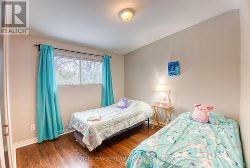 2010 Featherston Drive, Ottawa, ON - Indoor Photo Showing Bedroom