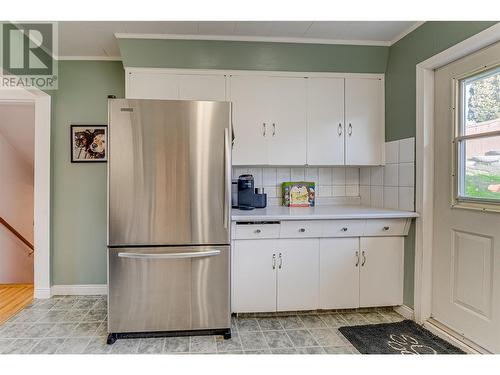 3703 36A Street, Vernon, BC - Indoor Photo Showing Kitchen