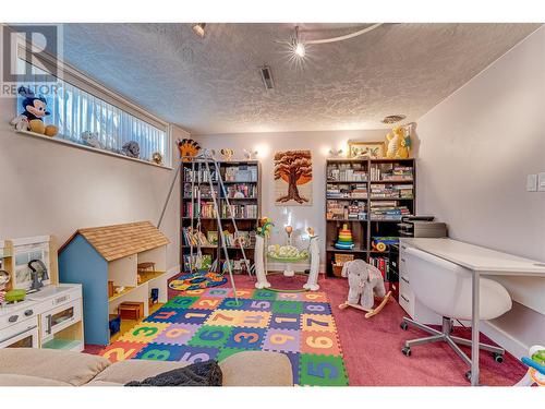 3703 36A Street, Vernon, BC - Indoor