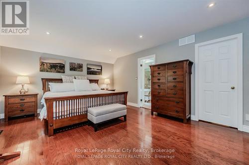 586 Eastgate Walk, Waterloo, ON - Indoor Photo Showing Bedroom