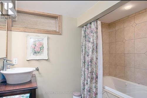 7 King Crescent, East Zorra-Tavistock (Hickson), ON - Indoor Photo Showing Bathroom