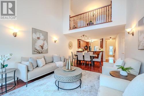 101 Mcarthur Crescent, Guelph (Pine Ridge), ON - Indoor Photo Showing Living Room