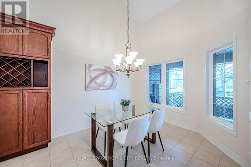 101 Mcarthur Crescent, Guelph (Pine Ridge), ON - Indoor Photo Showing Dining Room