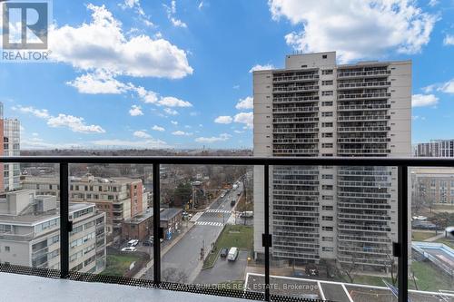 1009 - 117 Broadway Avenue N, Toronto, ON - Outdoor With View