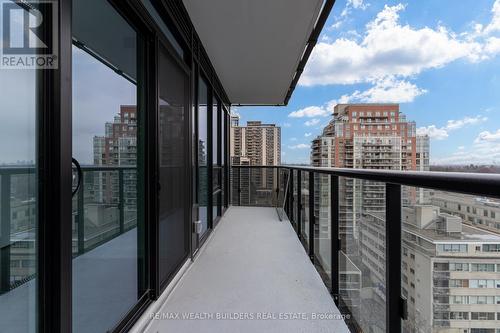 1009 - 117 Broadway Avenue N, Toronto, ON - Outdoor With View With Exterior