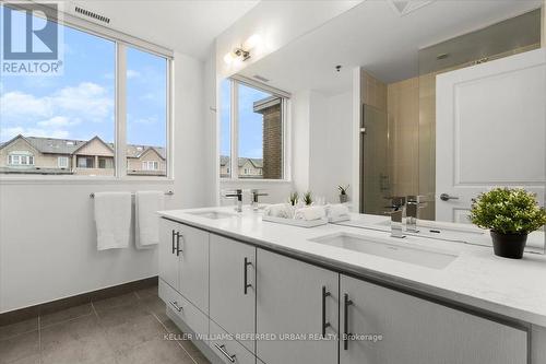 5 - 205 Bonis Avenue, Toronto, ON - Indoor Photo Showing Bathroom