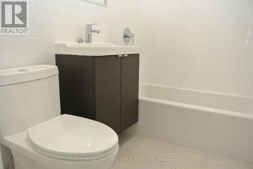 101 - 257 Torrens Avenue, Toronto, ON - Indoor Photo Showing Bathroom