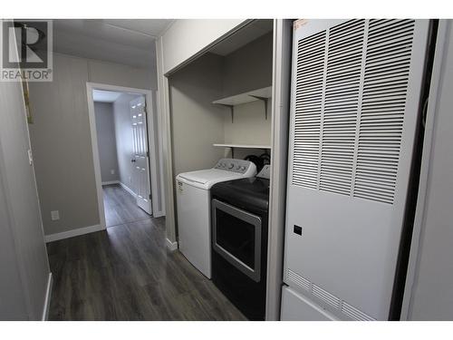 6 7170 Hart Highway, Prince George, BC - Indoor Photo Showing Laundry Room