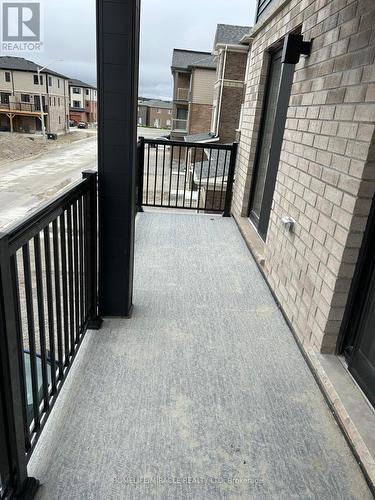 2 - 53 Pumpkin Corner Crescent, Barrie, ON - Outdoor With Balcony With Exterior