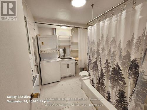 1560 River Walk Road, Wasaga Beach, ON - Indoor Photo Showing Laundry Room