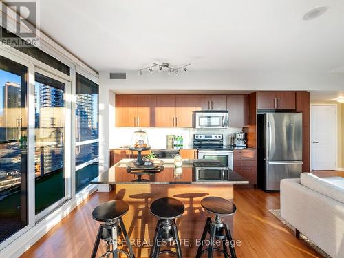 1904 - 15 Legion Road, Toronto, ON - Indoor Photo Showing Kitchen With Stainless Steel Kitchen