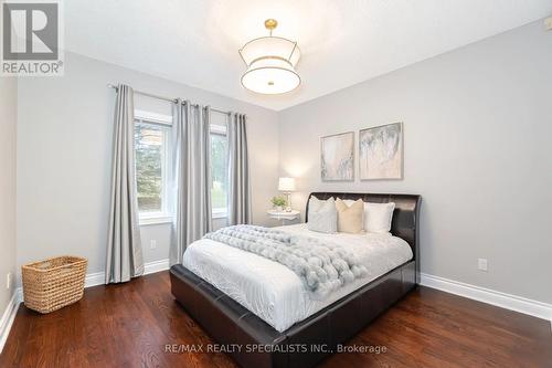 41 Matson Drive, Caledon, ON - Indoor Photo Showing Bedroom