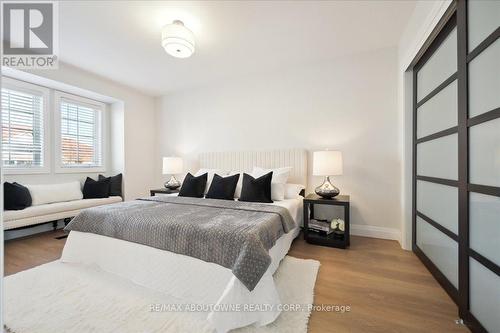 4880 Verdi Street, Burlington, ON - Indoor Photo Showing Bedroom