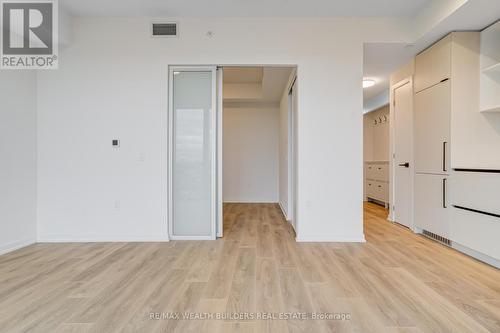 2407 - 1285 Dupont Street, Toronto, ON - Indoor Photo Showing Other Room