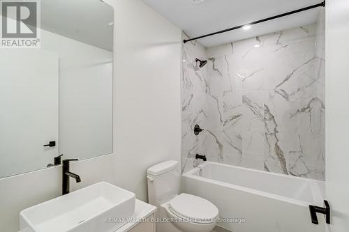 2407 - 1285 Dupont Street, Toronto, ON - Indoor Photo Showing Bathroom