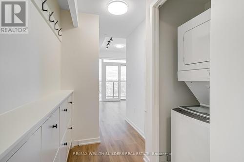 2407 - 1285 Dupont Street, Toronto, ON - Indoor Photo Showing Laundry Room