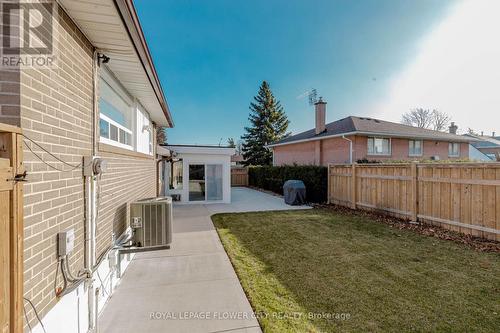 2 Alexandria Crescent, Brampton, ON - Outdoor