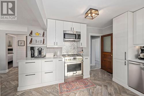 56 David Street, London, ON - Indoor Photo Showing Kitchen