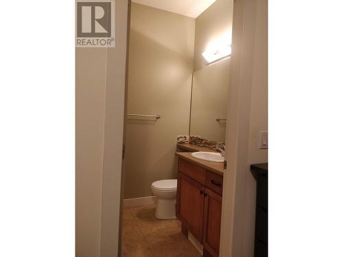 Photos from ""for rent"" ads used by landlords - 4009 Okanagan Avenue, Vernon, BC - Indoor Photo Showing Bathroom