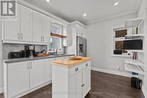 899 Lansdowne Avenue, Toronto, ON - Indoor Photo Showing Kitchen