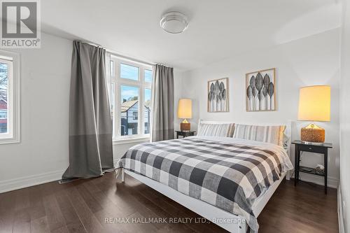 899 Lansdowne Avenue, Toronto, ON - Indoor Photo Showing Bedroom