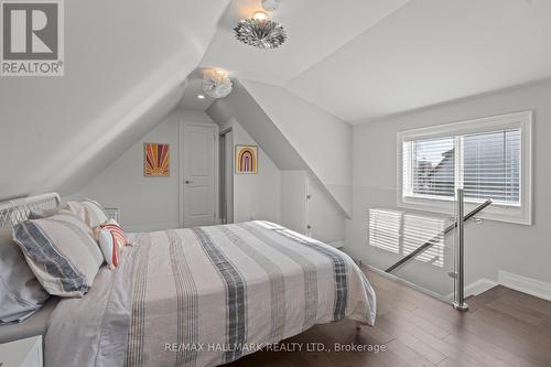 899 Lansdowne Avenue, Toronto, ON - Indoor Photo Showing Bedroom