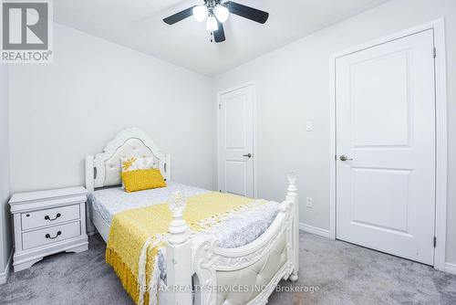 1832 Mitoff Place, Mississauga, ON - Indoor Photo Showing Bedroom