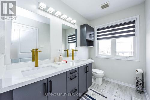 1832 Mitoff Place, Mississauga, ON - Indoor Photo Showing Bathroom