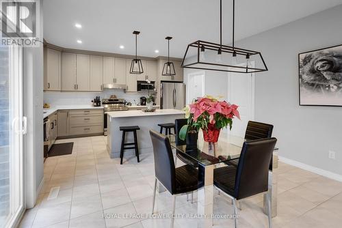 58 Livingston Drive, Tillsonburg, ON - Indoor Photo Showing Dining Room