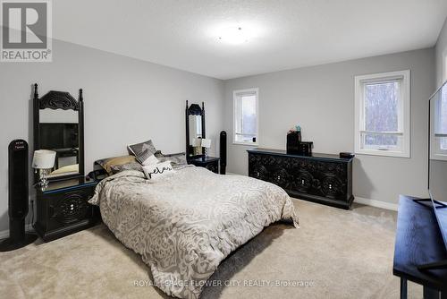 58 Livingston Drive, Tillsonburg, ON - Indoor Photo Showing Bedroom