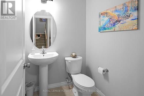 58 Livingston Drive, Tillsonburg, ON - Indoor Photo Showing Bathroom