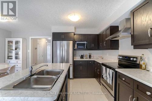 75 John Brabson Crescent, Guelph, ON - Indoor Photo Showing Kitchen With Double Sink