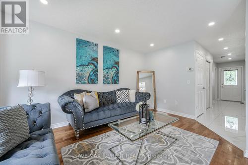 43 Sinclair Street, Guelph, ON - Indoor Photo Showing Living Room