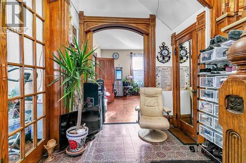 595 Cataraqui, Windsor, ON - Indoor Photo Showing Other Room