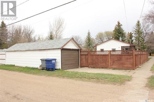 304 Brownlee Street, Herbert, SK - Outdoor