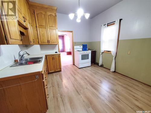 304 Brownlee Street, Herbert, SK - Indoor Photo Showing Kitchen With Double Sink