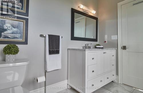 5387 Sutter Creek Drive, Hamilton Township, ON - Indoor Photo Showing Bathroom