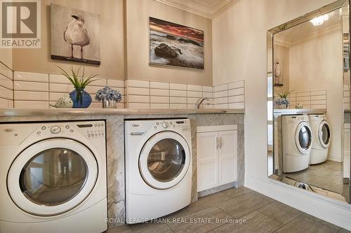 5387 Sutter Creek Drive, Hamilton Township, ON - Indoor Photo Showing Laundry Room